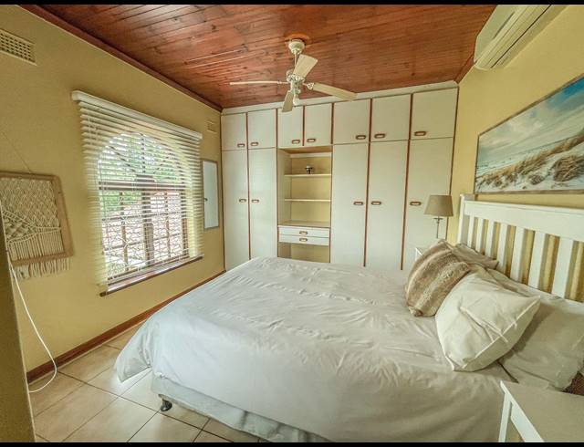 10 BEDROOM HOUSE FOR SALE IN PANORAMA
